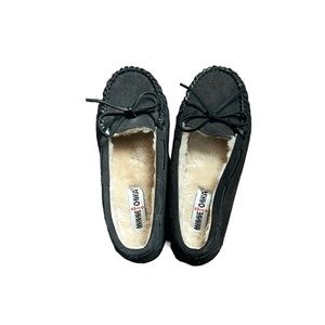 Minnetonka Leather Moccasins with Faux‎ Fur Lining